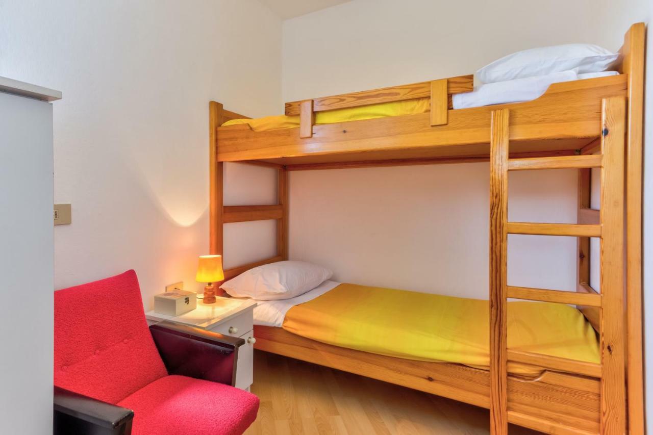 Apartments Redenta Tar-Vabriga المظهر الخارجي الصورة